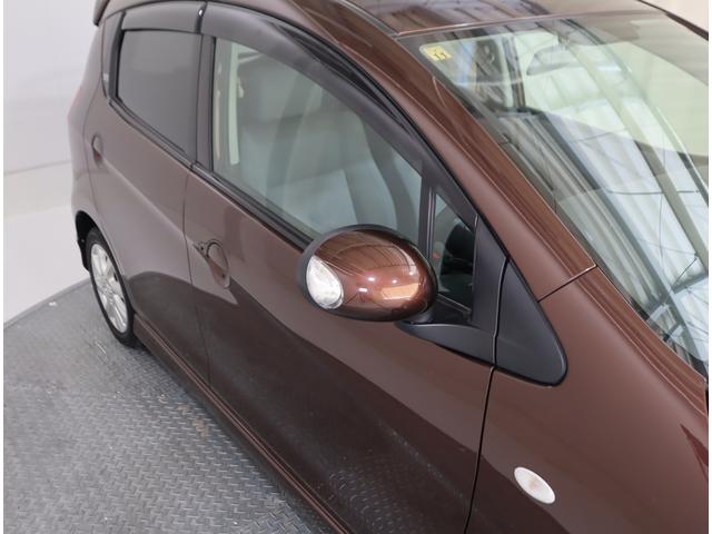 セルボ ＧリミテッドＩＩ　３型　目玉車　車検整備渡し　ＣＤプレーヤー　純正ＣＤプレーヤー（ラジオ・ＣＤ）　ＥＴＣ　フロアマット　ドアバイザー　キーレスエントリー　スマートキー　集中ドアロック　フロントフォグランプ　運転席・助手席エアバック　車両盗難防止装置（29枚目）