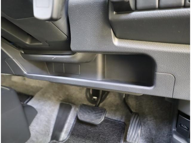 セルボ ＧリミテッドＩＩ　３型　目玉車　車検整備渡し　ＣＤプレーヤー　純正ＣＤプレーヤー（ラジオ・ＣＤ）　ＥＴＣ　フロアマット　ドアバイザー　キーレスエントリー　スマートキー　集中ドアロック　フロントフォグランプ　運転席・助手席エアバック　車両盗難防止装置（56枚目）