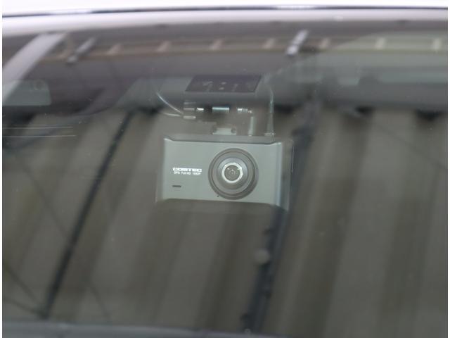 ヤリスクロス ハイブリッドZ 車検整備渡し 純正OPナビ・ETC・全方位C 純正オプションメモリーナビ(ラジオ・TV・Bluetooth・USB) ETC 全方位カメラ 前後ドラレコ 前後ブレーキサポート 追従式クルーズコントロール レーンキープアシスト マット・バイザー(11枚目)