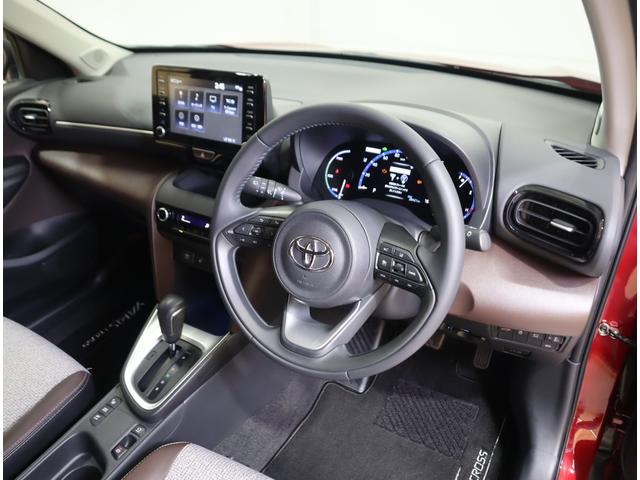 ヤリスクロス ハイブリッドZ 車検整備渡し 純正OPナビ・ETC・全方位C 純正オプションメモリーナビ(ラジオ・TV・Bluetooth・USB) ETC 全方位カメラ 前後ドラレコ 前後ブレーキサポート 追従式クルーズコントロール レーンキープアシスト マット・バイザー(61枚目)