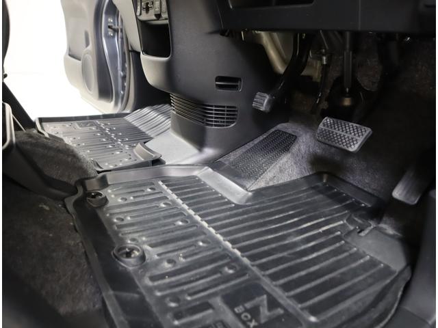 N-BOXカスタム Gターボ SSパッケージ 車検整備渡し BT対応ナビ・ETC 7インチナビ(ラジオ・TV・CD・DVD・Bluetooth・SD) ETC バックカメラ 前方ドラレコ 衝突被害軽減ブレーキ 後席両側電動スライドドア シートヒーター フロアマット 認定中古車(15枚目)