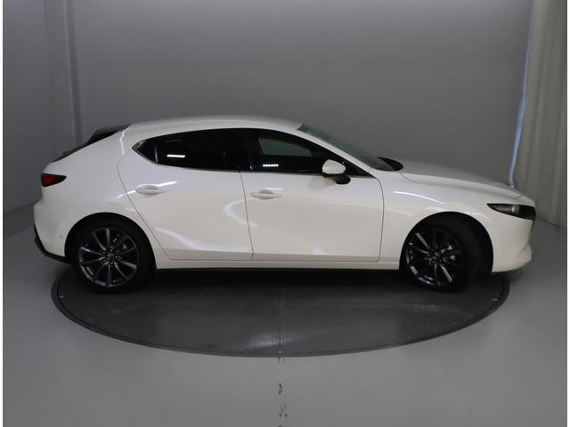 MAZDA3ファストバック 20Sプロアクティブ 車検整備渡し ナビ・ETC・バックC 純正SDナビ(ラジオ・Bluetooth・USB・HDMI) ETC バックカメラ 前後ドラレコ 前後ブレーキサポート 追従式クルーズコントロール レーンキープアシスト パドルシフト マット バイザー(27枚目)