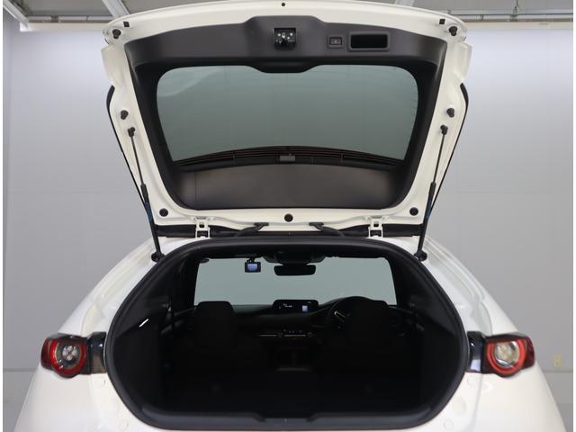MAZDA3ファストバック 20Sプロアクティブ 車検整備渡し ナビ・ETC・バックC 純正SDナビ(ラジオ・Bluetooth・USB・HDMI) ETC バックカメラ 前後ドラレコ 前後ブレーキサポート 追従式クルーズコントロール レーンキープアシスト パドルシフト マット バイザー(50枚目)