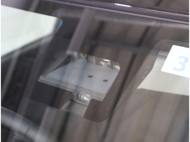 スイフトスポーツ スポーツ 3型 車検整備渡し ACC・LEDヘッドライト 全方位カメラ 前後ブレーキサポート ハイビームアシスト付LEDオートヘッドライト 追従式クルーズコントロール レーンキープアシスト 車線逸脱警報機能 先行車発進通知機能 シートヒーター キーレス(12枚目)