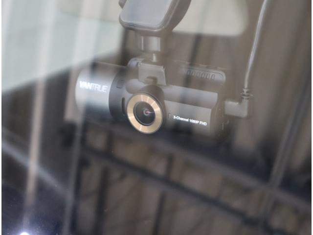 アルト HYBRID X 2型 純正ディスプレイオーディオ・全方位C 純正オプションディスプレイオーディオ(ラジオ・Bluetooth・USB) 全方位カメラ 前後ドラレコ 前後ブレーキサポート ハイビームアシスト付LEDオートヘッドライト シートヒーター フロアマット(11枚目)