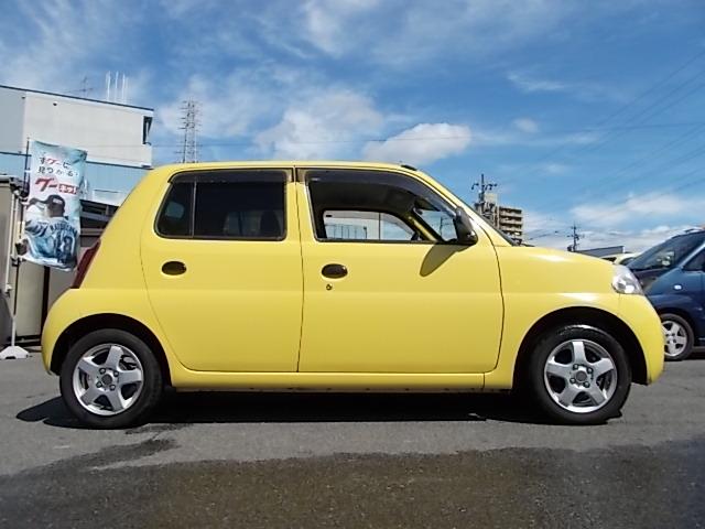 Dセレクション地デジPメモリナビTチェーン13inAW禁煙車(4枚目)