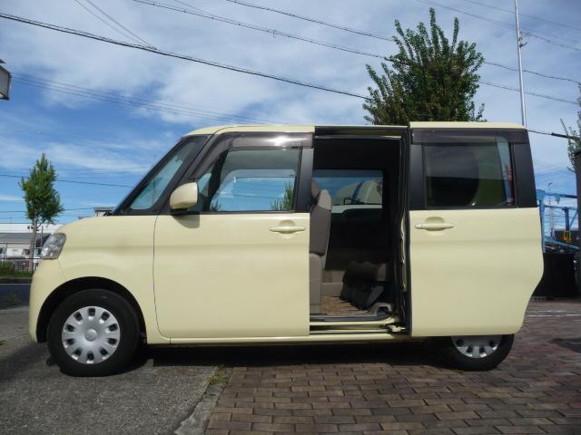 タント Ｘスペシャル　禁煙車メモリーナビゲーション地上デジタルテレビＤＶＤビデオ再生ＵＳＢ端子ＣＤキーフリーシステムＷエアーＢ左側スライド式ドアＴチェーン電動格納ドアミラー角度調節ＡＢＳスマートキーＥＴＣ取説書フルフラット（39枚目）