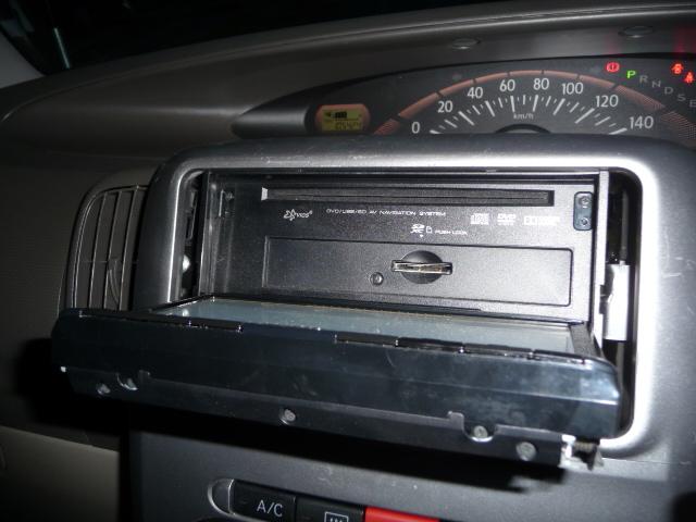 タント Ｘスペシャル　禁煙車メモリーナビゲーション地上デジタルテレビＤＶＤビデオ再生ＵＳＢ端子ＣＤキーフリーシステムＷエアーＢ左側スライド式ドアＴチェーン電動格納ドアミラー角度調節ＡＢＳスマートキーＥＴＣ取説書フルフラット（59枚目）