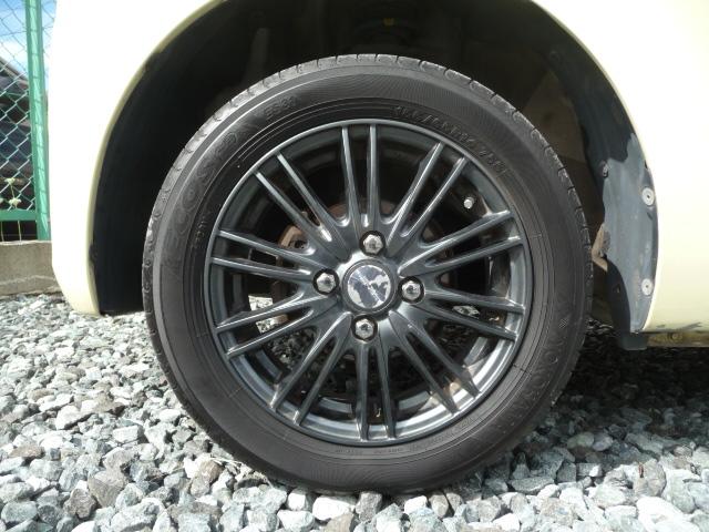 タント Ｌ　禁煙車ＨＤＤナビゲーション地上デジタル１セグテレビＤＶＤビデオ再生ＣＤ録音ＵＳＢ入力端子ＥＴＣグー鑑定済み車検２年Ｔチェーン左側スライド式ドア１４ｉｎＡＷキーレスＷエアＢフルフラット取説ＭノートＡＢＳ（6枚目）