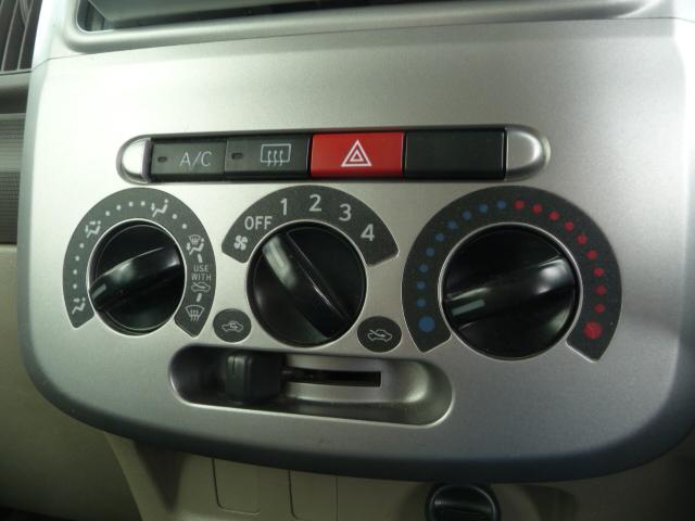 タント Ｌ　禁煙車ＨＤＤナビゲーション地上デジタル１セグテレビＤＶＤビデオ再生ＣＤ録音ＵＳＢ入力端子ＥＴＣグー鑑定済み車検２年Ｔチェーン左側スライド式ドア１４ｉｎＡＷキーレスＷエアＢフルフラット取説ＭノートＡＢＳ（16枚目）