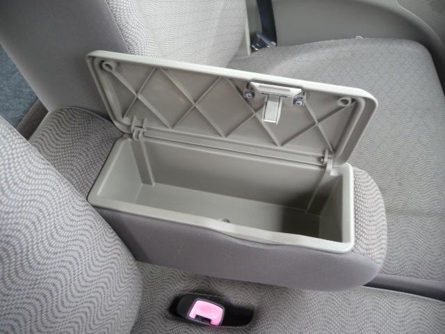 タント Ｌ　禁煙車ＨＤＤナビゲーション地上デジタル１セグテレビＤＶＤビデオ再生ＣＤ録音ＵＳＢ入力端子ＥＴＣグー鑑定済み車検２年Ｔチェーン左側スライド式ドア１４ｉｎＡＷキーレスＷエアＢフルフラット取説ＭノートＡＢＳ（73枚目）