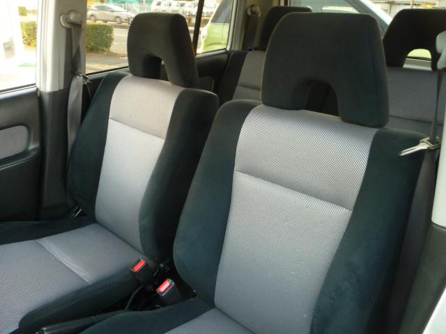 ライフダンク ＴＲ　インタークーラーＴＢ純正エアロ１３ｉｎＡＷＲスポイラー車検付き８年３月２６日ＥＴＣ禁煙車ＷエアーＢハイマウントＳランプ電動ドアミラー角度調節キーレスＣＤ／ＵＳＢ端子ＡＢＳタコメーター２３年モデルタイヤ（28枚目）