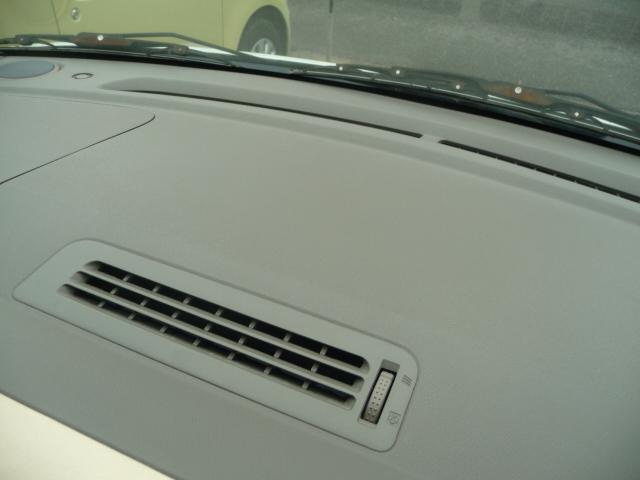 モコ Ｅ　ＨＤＤナビゲーション地上デジＴＶ車検２年ＣＤ録音ＤＶＤビデオ再生タイミングチェーン禁煙車インパネシフト４速ＡＴオーバードライブＷエアＢ電動格納ミラー角度調節ＡＢＳスマＫステアチルト機構（18枚目）