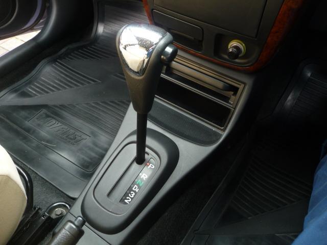 ミラアヴィ Lセレクション 車検2年センターフロアー4速AT禁煙車セパレートシートWエアBオートエアコンCD/カセットオーディオFM&AMチューナー内蔵キーレスー電動格納ドアミラー角度調節ETC車載ハイマウントSランプRワイパー(18枚目)