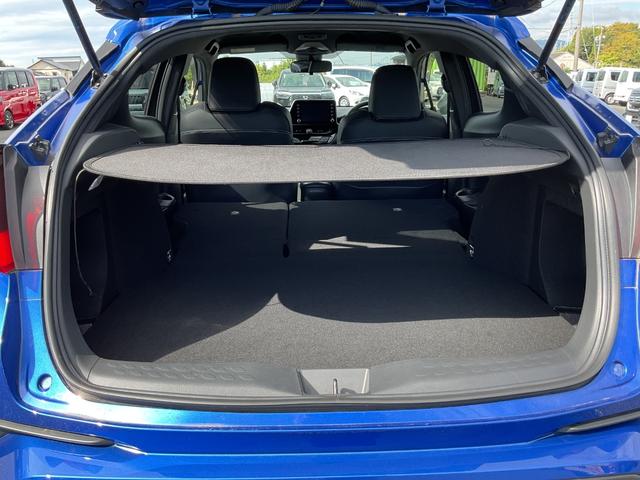 Ｃ－ＨＲ Ｓ－Ｔ　ＧＲスポーツ　６ＭＴ　エアロパーツＦ・Ｓ・Ｒ　４本出しマフラー　スパッダリング１９インチアルミホイール　ブラインドスポットモニター　１９インチアルミ　コンビシート　シートヒーター　ナビ　バックカメラ　ＥＴＣ付（26枚目）