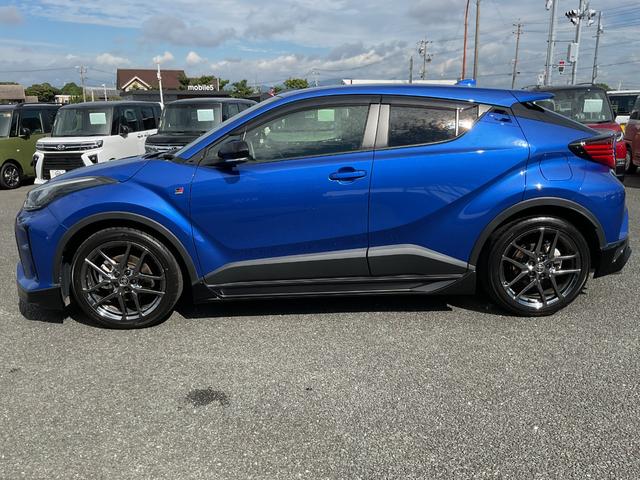 Ｃ－ＨＲ Ｓ－Ｔ　ＧＲスポーツ　６ＭＴ　エアロパーツＦ・Ｓ・Ｒ　４本出しマフラー　スパッダリング１９インチアルミホイール　ブラインドスポットモニター　１９インチアルミ　コンビシート　シートヒーター　ナビ　バックカメラ　ＥＴＣ付（30枚目）