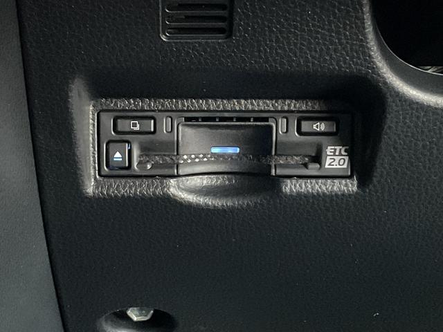 ヴォクシー S-G 運転席側パワースライドドア  トヨタセーフティセンス パーキングサポートブレーキ  両側パワースライドドア スマホナビ連携トヨタコネクティッドディスプレイオーディオ バックカメラ ETC(21枚目)