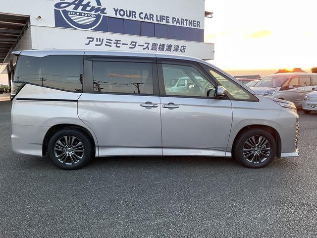 ヴォクシー S-G 運転席側パワースライドドア  トヨタセーフティセンス パーキングサポートブレーキ  両側パワースライドドア スマホナビ連携トヨタコネクティッドディスプレイオーディオ バックカメラ ETC(33枚目)