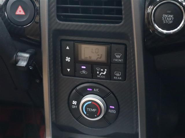 コペン ローブ S 社外シフトノブ 純正ビルシュタイン製ショックアブソーバー フォグランプ 室内メッキ装飾 純正レカロシート 純正MOMOステアリング パドルシフト シートヒーター メモリーナビ フルセグTV ETC(12枚目)