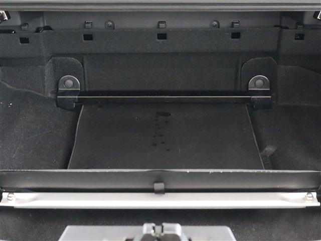 コペン ローブ S 社外シフトノブ 純正ビルシュタイン製ショックアブソーバー フォグランプ 室内メッキ装飾 純正レカロシート 純正MOMOステアリング パドルシフト シートヒーター メモリーナビ フルセグTV ETC(24枚目)