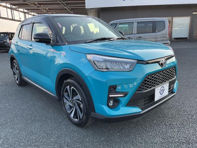 ライズ Ｚ　２トーン　衝突被害軽減ブレーキ　コーナーセンサーＬＥＤヘッドライト　１７インチアルミ　シートヒータ　スマートキー　９型ワイドナビ　フルセグＴＶ　３６０°パノラミックビューモニター　ＥＴＣ（3枚目）