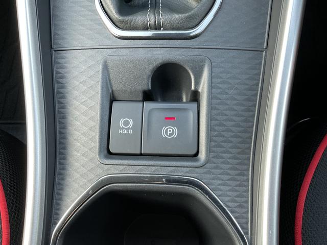 ライズ Ｚ　２トーン　衝突被害軽減ブレーキ　コーナーセンサーＬＥＤヘッドライト　１７インチアルミ　シートヒータ　スマートキー　９型ワイドナビ　フルセグＴＶ　３６０°パノラミックビューモニター　ＥＴＣ（15枚目）