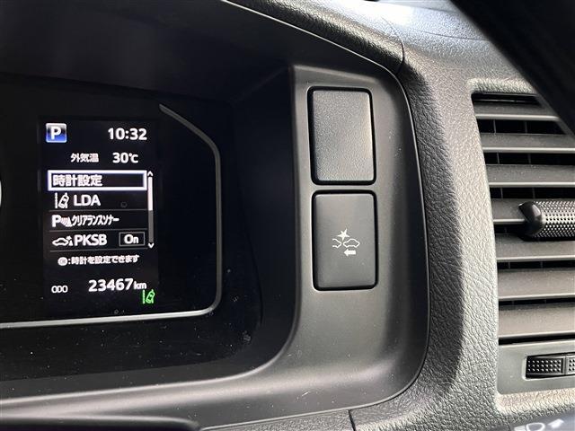 ハイエースバン スーパーＧＬ　ダークプライムＩＩ　１５インチアルミホイール　左右パワースライドドア　ダークメッキ装飾　助手席エアバッグ　コンビシート　黒木目調インテリアパネル＆コンビハンドル　メモリーナビ　３６０°パノラミックビューモニター（13枚目）