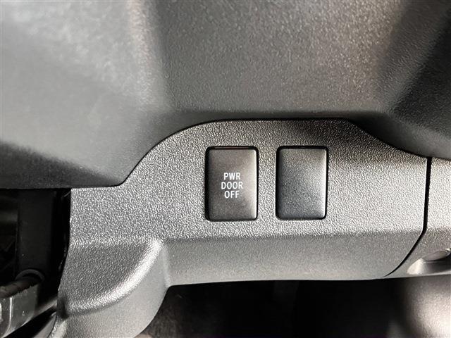 ハイエースバン スーパーＧＬ　ダークプライムＩＩ　１５インチアルミホイール　左右パワースライドドア　ダークメッキ装飾　助手席エアバッグ　コンビシート　黒木目調インテリアパネル＆コンビハンドル　メモリーナビ　３６０°パノラミックビューモニター（14枚目）