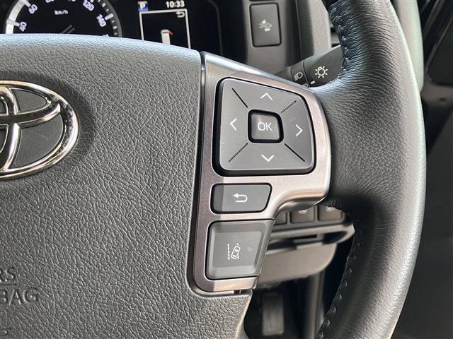 ハイエースバン スーパーＧＬ　ダークプライムＩＩ　１５インチアルミホイール　左右パワースライドドア　ダークメッキ装飾　助手席エアバッグ　コンビシート　黒木目調インテリアパネル＆コンビハンドル　メモリーナビ　３６０°パノラミックビューモニター（17枚目）