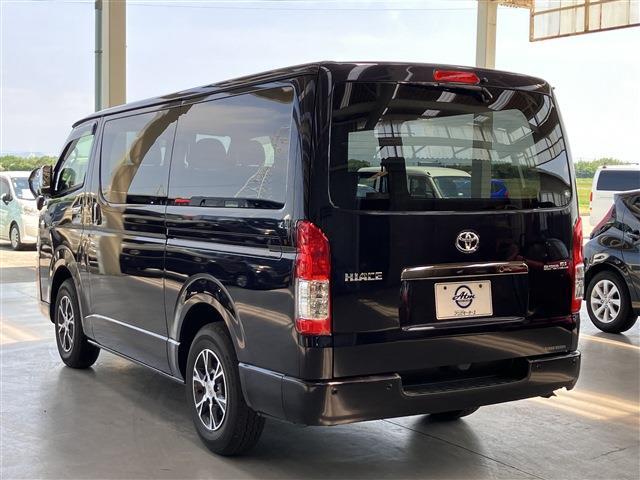 ハイエースバン スーパーＧＬ　ダークプライムＩＩ　１５インチアルミホイール　左右パワースライドドア　ダークメッキ装飾　助手席エアバッグ　コンビシート　黒木目調インテリアパネル＆コンビハンドル　メモリーナビ　３６０°パノラミックビューモニター（27枚目）