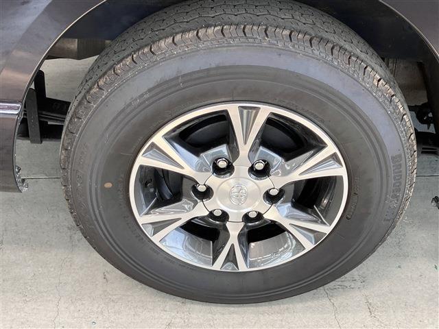 ハイエースバン スーパーＧＬ　ダークプライムＩＩ　１５インチアルミホイール　左右パワースライドドア　ダークメッキ装飾　助手席エアバッグ　コンビシート　黒木目調インテリアパネル＆コンビハンドル　メモリーナビ　３６０°パノラミックビューモニター（31枚目）