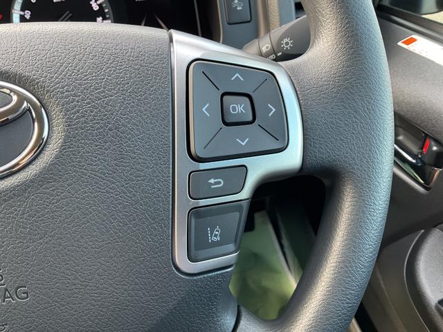 ハイエースバン 　アースカラーパッケージ　ＬＥＤヘッドランプ　助手席エアバッグ　デジタルインナーミラー　３６０°パノラミックビューモニター　トヨタセーフティセンス　パーキングサポートブレーキ　オートＡＣ　スマートキー（14枚目）