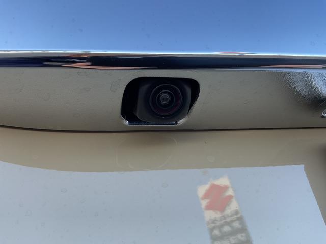 ハイエースバン 　アースカラーパッケージ　ＬＥＤヘッドランプ　助手席エアバッグ　デジタルインナーミラー　３６０°パノラミックビューモニター　トヨタセーフティセンス　パーキングサポートブレーキ　オートＡＣ　スマートキー（18枚目）