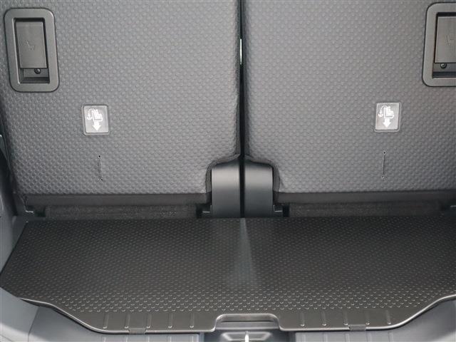 タント ファンクロス　２トーン　パノラマＵＰＧ　ナビ装着用３６０°カメラ　ステアリングスイッチ　衝突被害軽減ブレーキ　コーナーセンサー　ＬＥＤヘッドライト　ＬＥＤフォグランプ　１４インチアルミ　ルーフレール　両側パワースライドドア　シートヒーター（18枚目）