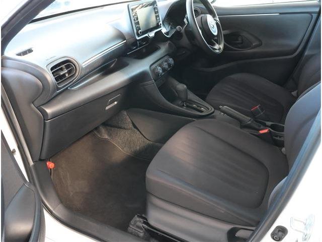 ヤリス Ｘ　トヨタセーフティセンス　ディスプレイオーディオ　ナビキット　バックカメラ（16枚目）