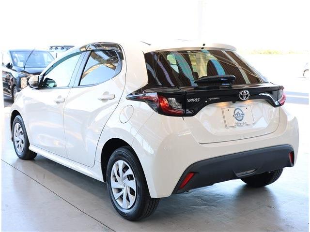 ヤリス Ｘ　トヨタセーフティセンス　ディスプレイオーディオ　ナビキット　バックカメラ（25枚目）