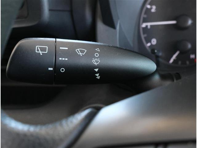 ヤリス Ｘ　トヨタセーフティセンス　ディスプレイオーディオ　ナビキット　バックカメラ（31枚目）