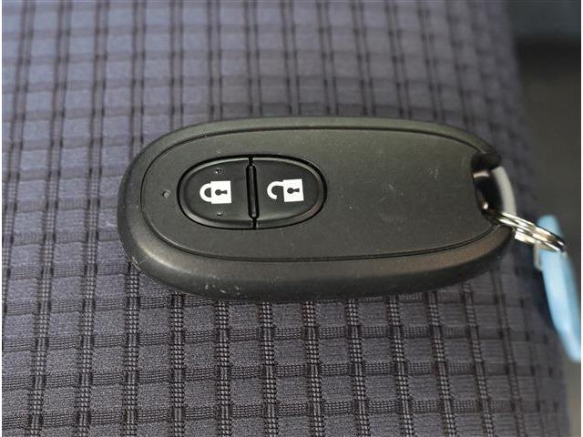 アルト S セーフサポート UPグレードp ディスチャージヘッドランプ フルオートAC リヤハッチ・メッキガーニッシュ付き 衝突被害軽減ブレーキ 後退時ブレーキサポート 電動格納式リモコンドアミラー シートヒーター プライバシーガラスCDデッキ(16枚目)