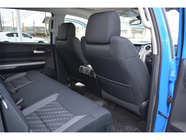 AMERICA TOYOTA TUNDRA CREWMAX SR5 | 2020 | BLUE | 14800 km AMERICA TOYOTA TUNDRA CREWMAX SR5 | 2020 | BLUE | 14800 km