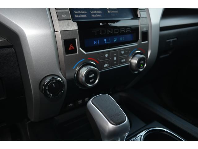 AMERICA TOYOTA TUNDRA CREWMAX SR5 | 2020 | BLUE | 14800 km AMERICA TOYOTA TUNDRA CREWMAX SR5 | 2020 | BLUE | 14800 km