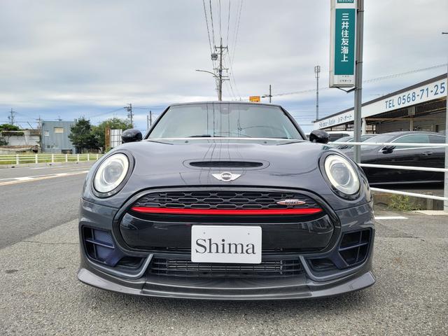 ＭＩＮＩ ジョンクーパーワークス　クラブマン　３Ｄデザインフロントスポイラー　３Ｄデザインリアデュフューザー　ＤＵＥＬＬ　ＡＧサイドスポイラー　ビルシュタイン車高調　ＲＡＹＳ１９インチ　　ＭＩＮＩ　Ｙｏｕｒｓ黒革シート　純正ナビ　ドラレコ（3枚目）