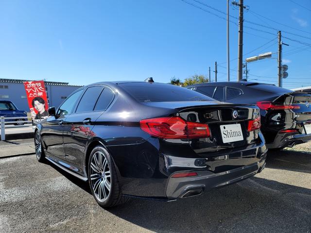 ５シリーズ ５３０ｉ　Ｍスポーツ　３Ｄデザインフロントスポイラー　３Ｄデザインサイドスポイラー　純正ナビ　地デジＴＶ　サンルーフ　白革シート　ＬＥＤライト　パワートランク　ハーマンカートンスピーカー　３６０度カメラ　ＥＴＣ　ドラレコ（53枚目）