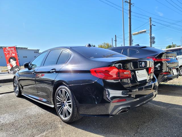 ５シリーズ ５３０ｉ　Ｍスポーツ　３Ｄデザインフロントスポイラー　３Ｄデザインサイドスポイラー　純正ナビ　地デジＴＶ　サンルーフ　白革シート　ＬＥＤライト　パワートランク　ハーマンカートンスピーカー　３６０度カメラ　ＥＴＣ　ドラレコ（54枚目）