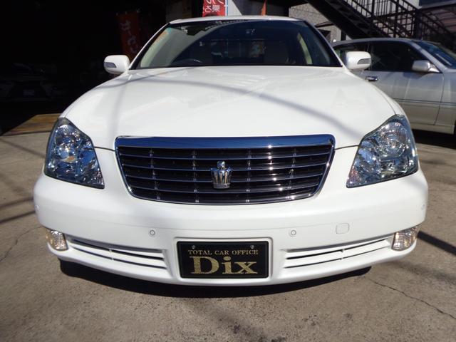 クラウン ロイヤルサルーンＧ　純正ナビパナソニックフルセグＴＶバック走行中ＴＶＯＫカメラコムテック前後ドラレコクルコンＥＴＣ全席パワーシート前後ソナープッシュスタートスマートキーリアサンシェードＲＳ－Ｇ専用リアサイドシェード（28枚目）