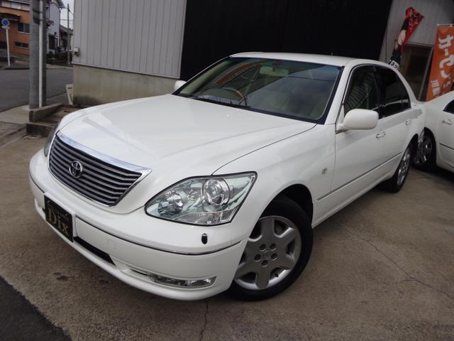 セルシオ Ｃ仕様　前後純正電動コーナーポール前後バンパー新品メッキモール交換済本革エアーシート全席パワーシート後席専用スイッチ純正ナビＢカメラリアサンシェードビルトインＥＴＣ後席オットマンスマートキー（15枚目）