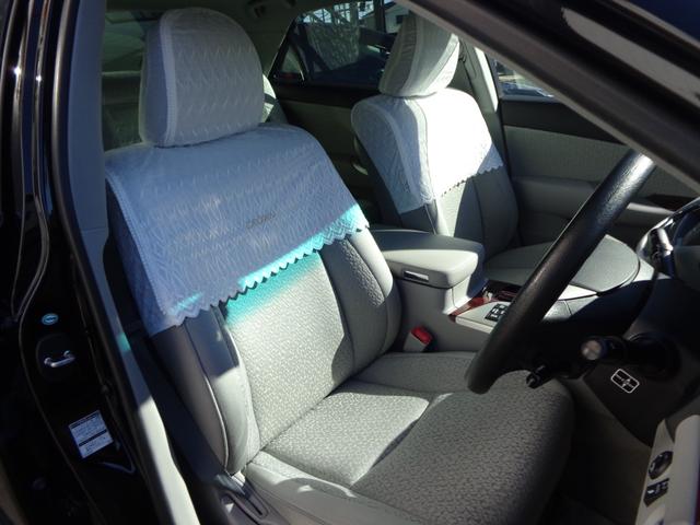 クラウン ロイヤルサルーン　スペシャルナビパッケージ　純正ＨＤＤナビフルセグＴＶバックカメラＤＶＤＣＤクルコンＥＴＣ純正レースシートカバープッシュスタートスマートキー×２純正アルミＨＩＤ（5枚目）