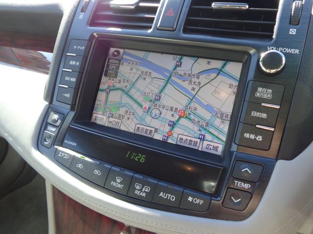 クラウン ロイヤルサルーン　スペシャルナビパッケージ　純正ＨＤＤナビフルセグＴＶバックカメラＤＶＤＣＤクルコンＥＴＣ純正レースシートカバープッシュスタートスマートキー×２純正アルミＨＩＤ（52枚目）