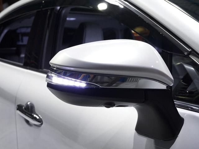 ハリアーハイブリッド Ｚ　レザーパッケージ　モデリスタエアロ＆アルミ＆メッキパーツ＆ＬＥＤパーツ　社外クリアテールランプ　調光サンルーフ　ＪＢＬサウンド　パノラミックビュー　シートヒーター＆クーラー　デジタルミラー　ヘッドアップディスプレイ（26枚目）