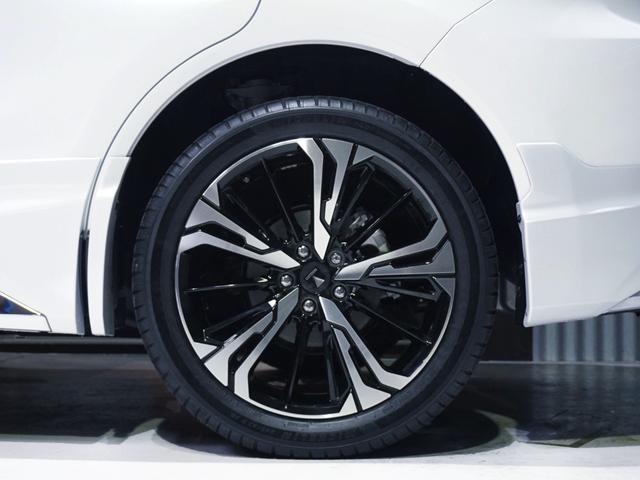 ハリアーハイブリッド Ｚ　レザーパッケージ　モデリスタエアロ＆アルミ＆メッキパーツ＆ＬＥＤパーツ　社外クリアテールランプ　調光サンルーフ　ＪＢＬサウンド　パノラミックビュー　シートヒーター＆クーラー　デジタルミラー　ヘッドアップディスプレイ（28枚目）