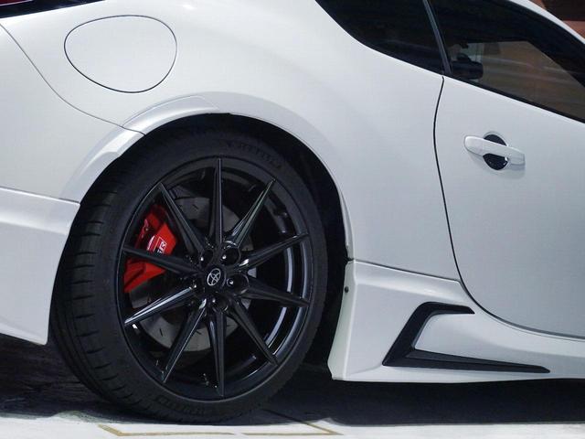 ＧＲ８６ ＲＺ　１オナー　ＧＲエアロ・ブレーキキット・Ｐダンパー・メンバーフレースキット・クイックシフトレバー　ＨＫＳ車高調　Ｒ１チタンマフラー　純正９インチナビ・ＴＶ・ＤＶＤ・Ｂカメラ・ＥＴＣ・ドラレコ　ＴＶキャン（22枚目）